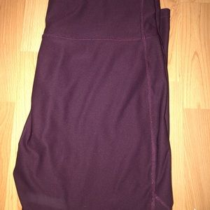 XERSION maroon leggings